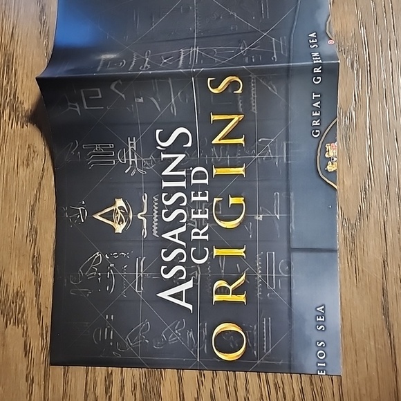 Assassin's Creed: Origins Official Collector's Edition Gudie HC - Picture 4 of 4
